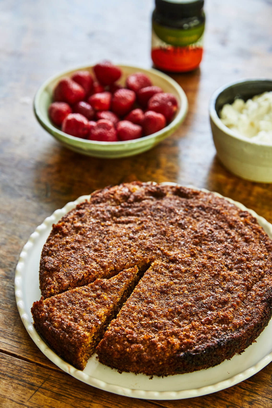 Mānuka Honey, Clementine & Almond Cake
