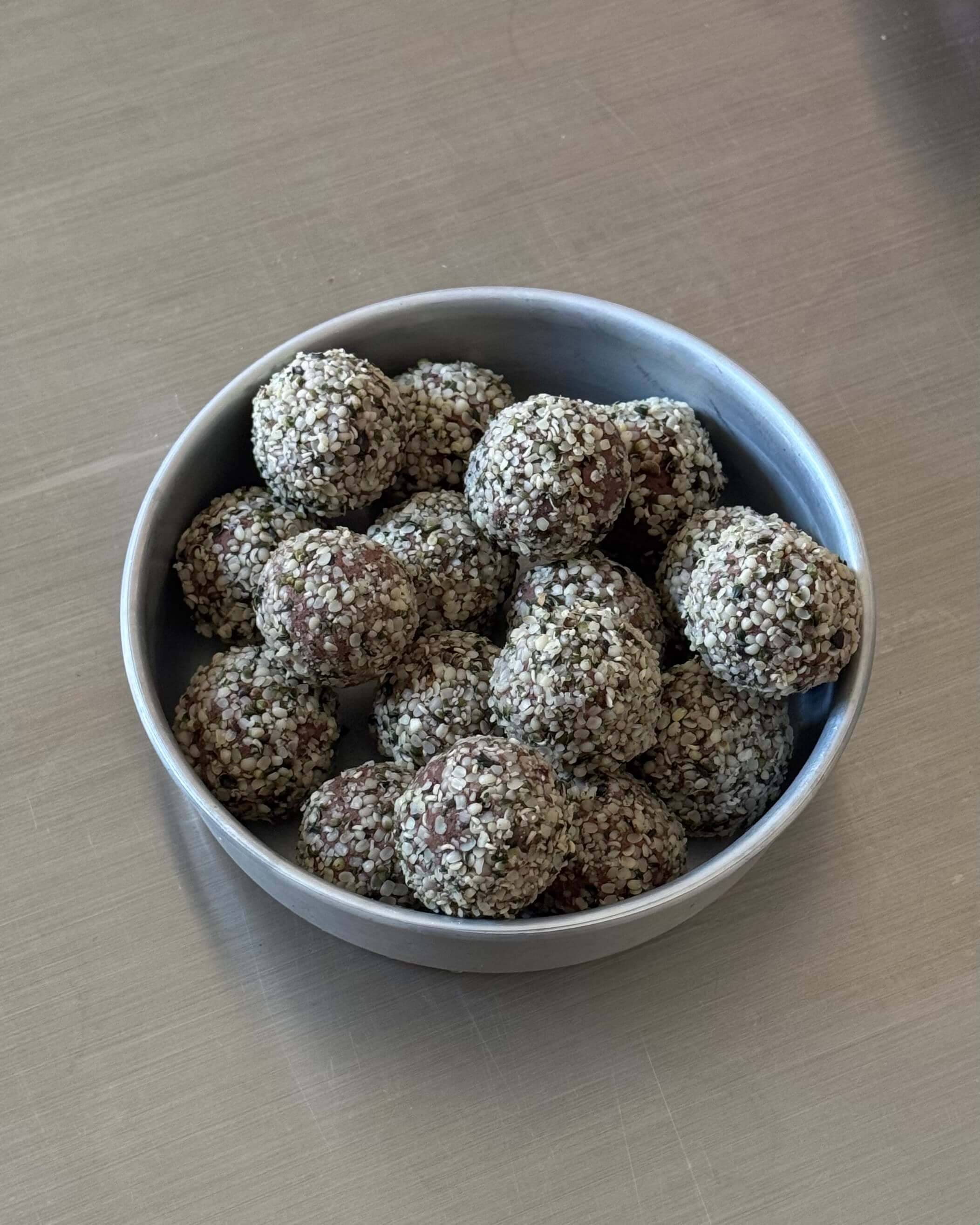 Mānuka Cacao Protein Bites