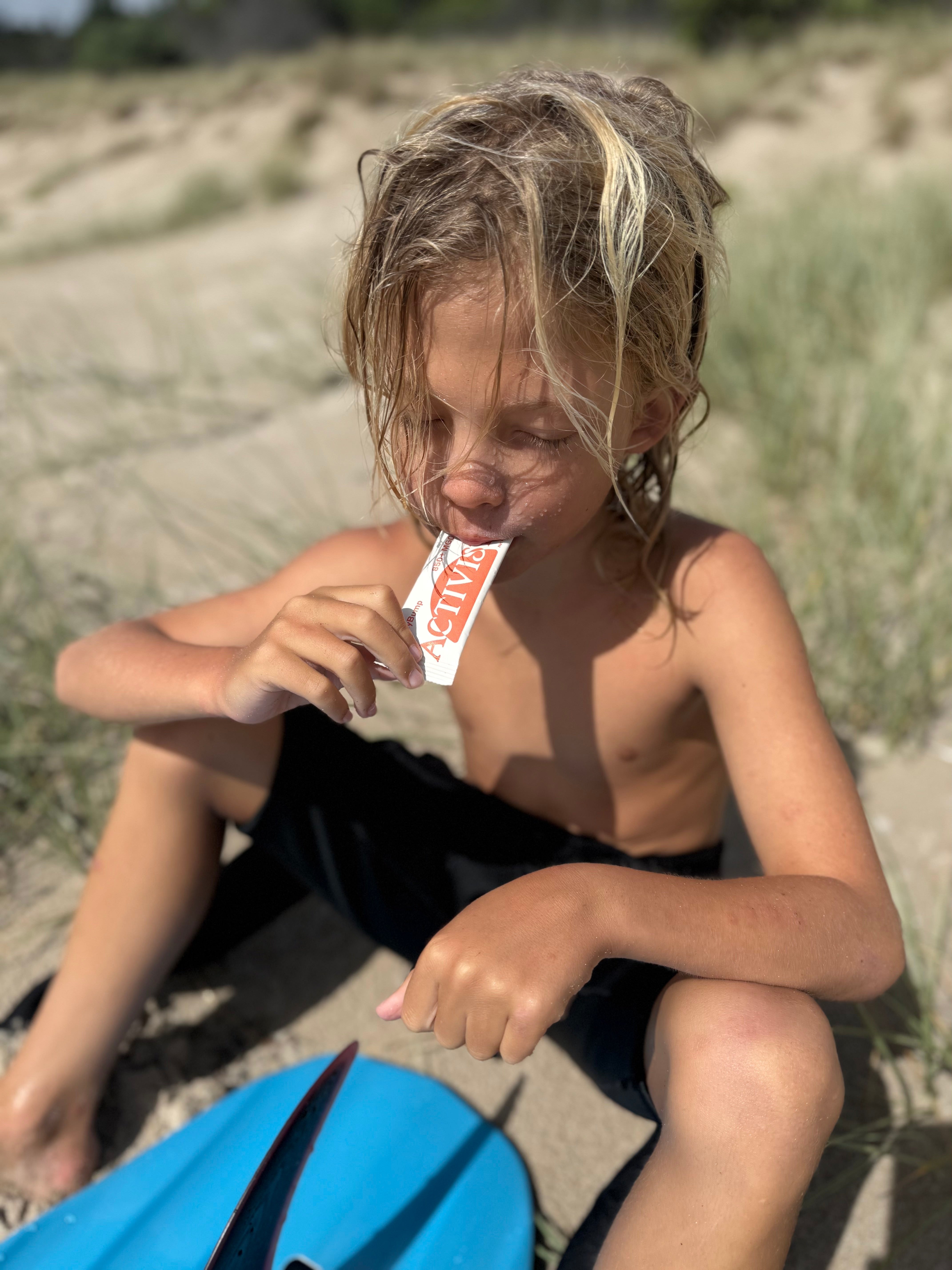 Mānuka is Made for Munchkins