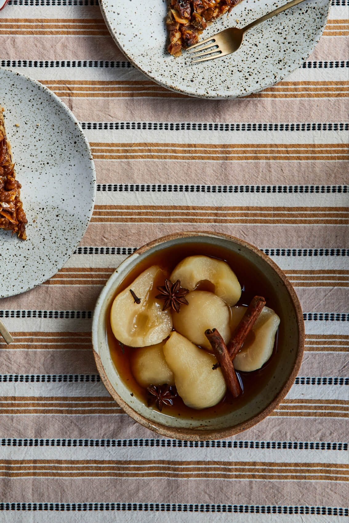 Mānuka Honey Poached Pears with Whole Spices