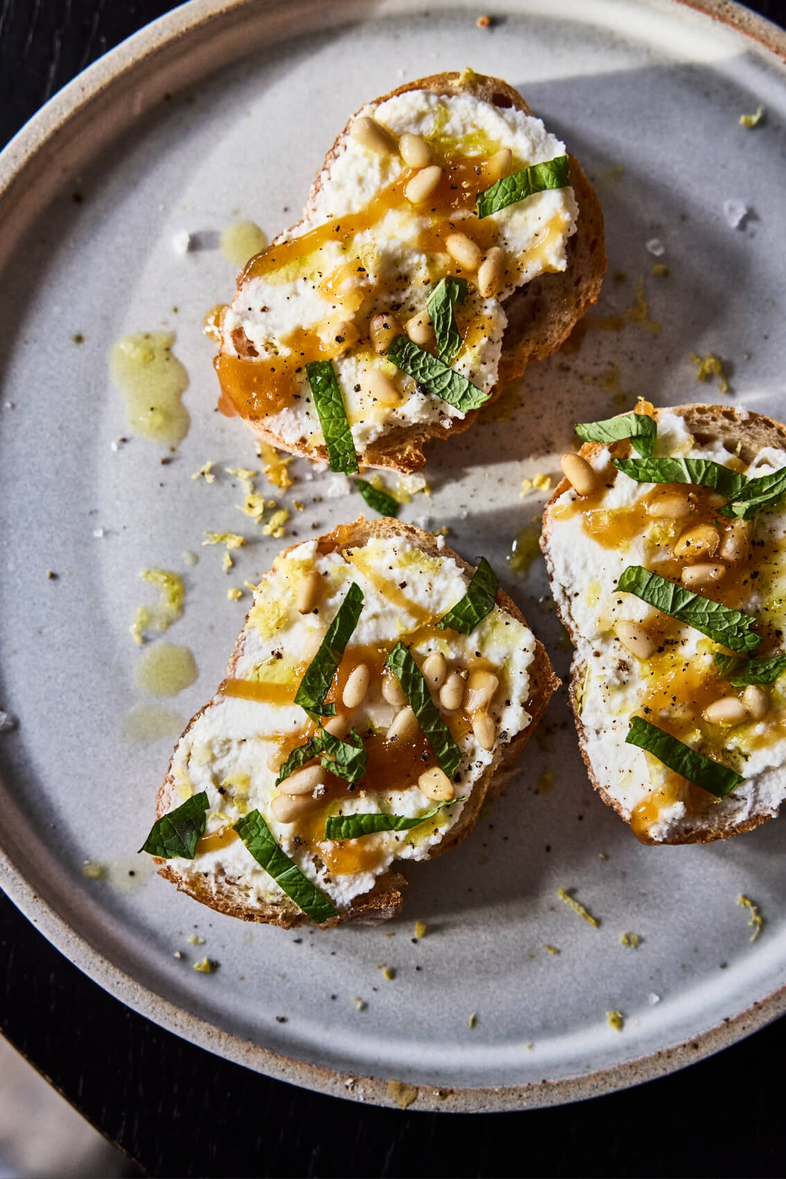 Ricotta Mānuka Honey Toasts