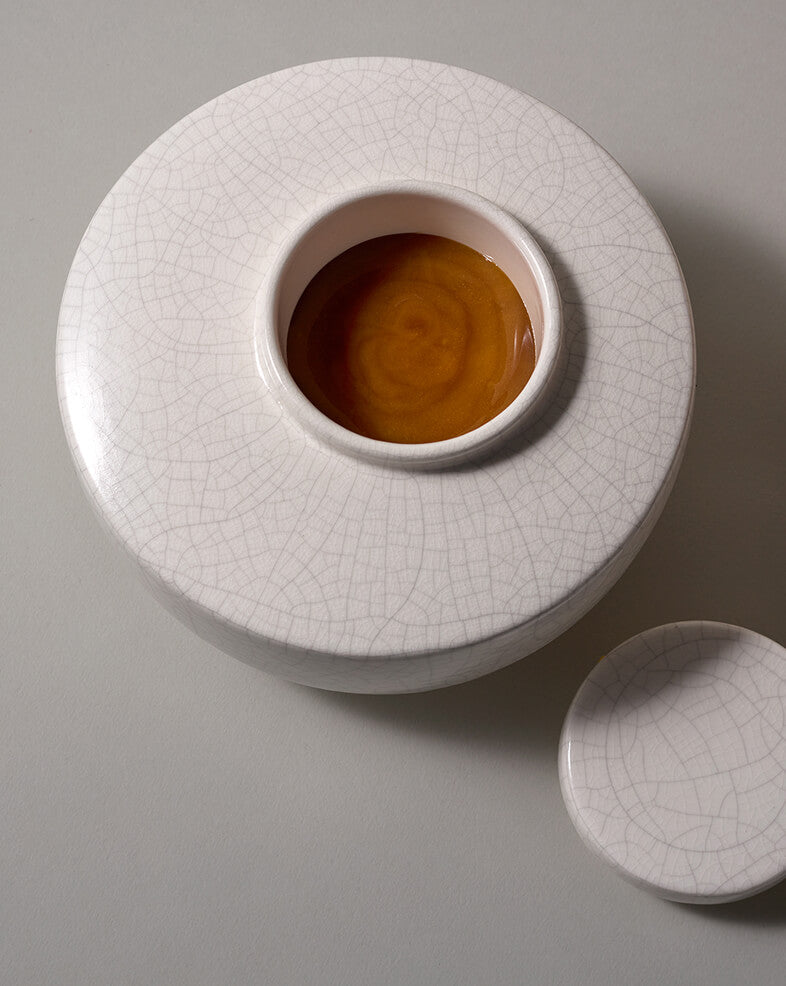Activist Manuka Honey Ceramic vessel